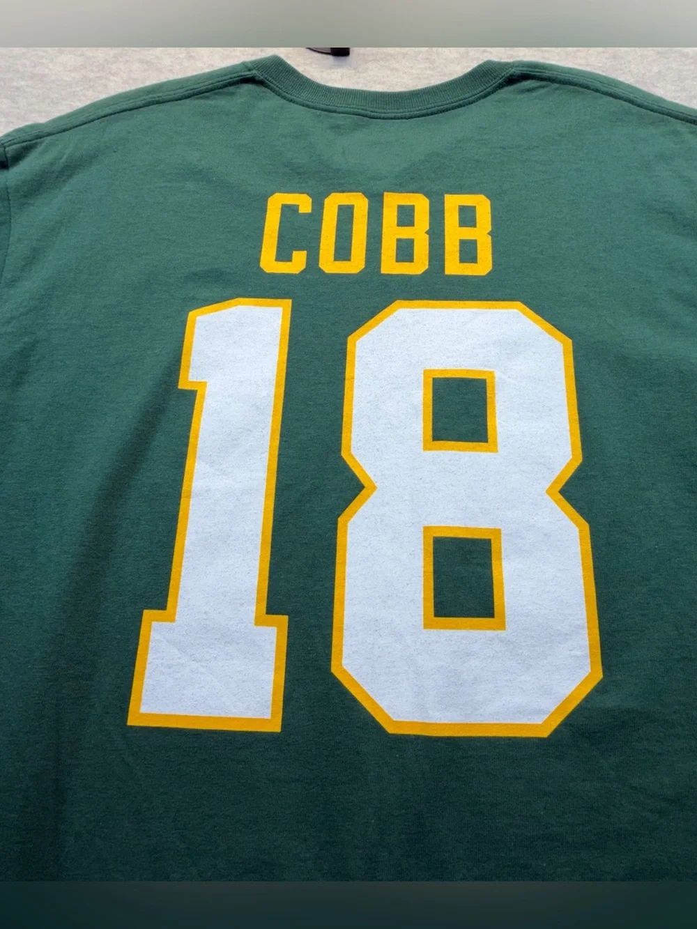 Green Bay Packers Randall Cobb #18 NFL Team Apparel T-Shirt Men’s L NWT